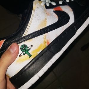 Nike Sb dunks Raygun Black